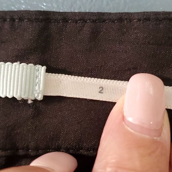 Kimchi Blue black pants, size 2. Very cute, pleats in front. With pockets. Cuffs - Picture 8 of 10